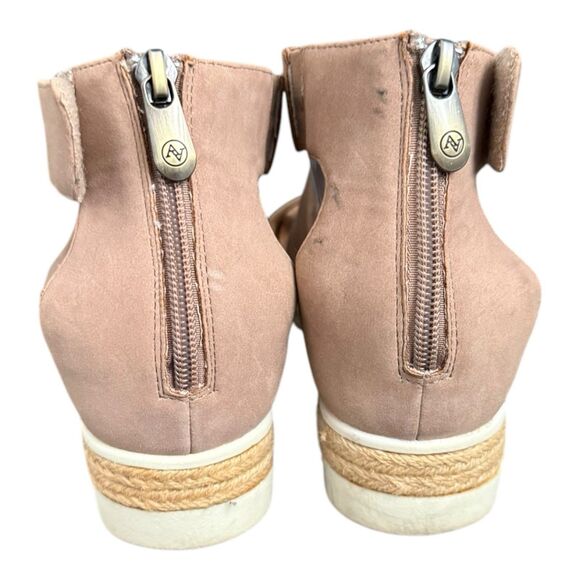 Adrienne Vittadini Tan Cecilia Wedge Sandals Espadrilles Cork Zip 10M Hook+loop - Picture 6 of 12